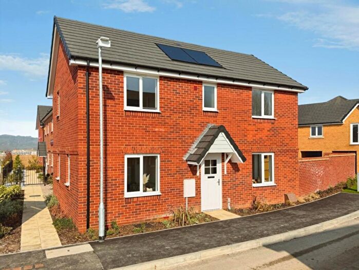 3 Bedroom Detached House For Sale In Martello Lakes, Hythe, CT21