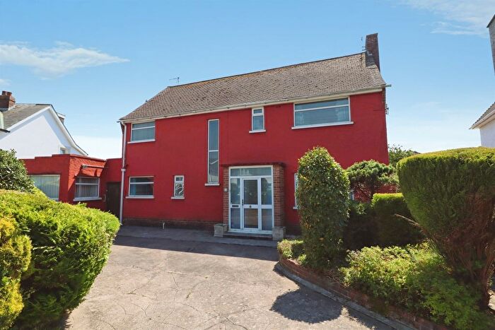 4 Bedroom Detached House For Sale In Trem Y Don, Barry, CF62