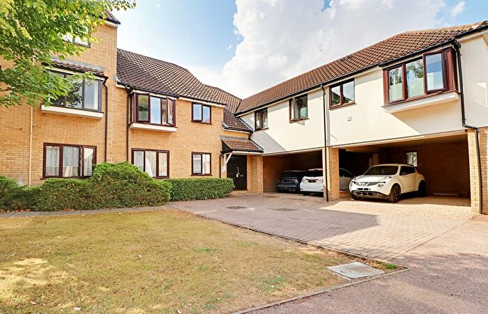 2 Bedroom Flat To Rent In The Meadows, Sawbridgeworth, CM21