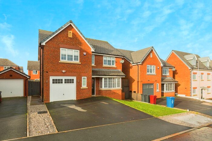 4 Bedroom Detached House To Rent In Thistle Trail, Blackburn, Lancashire, BB2