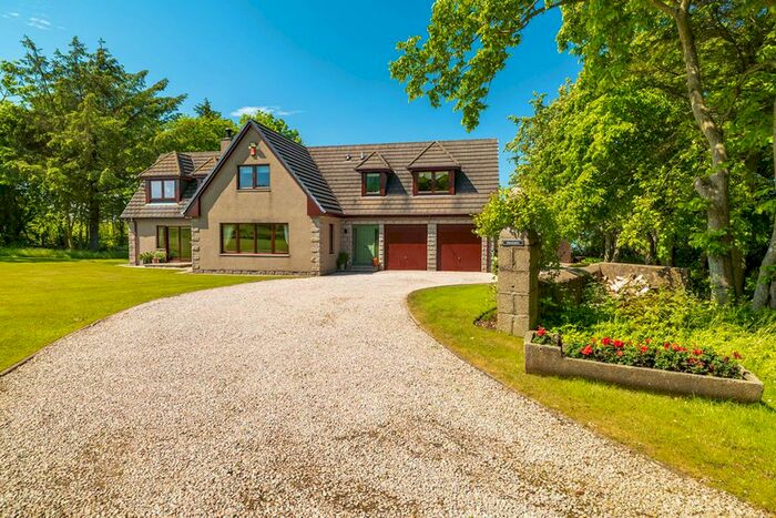 5 Bedroom Detached House For Sale In Dales Park, Peterhead, AB42