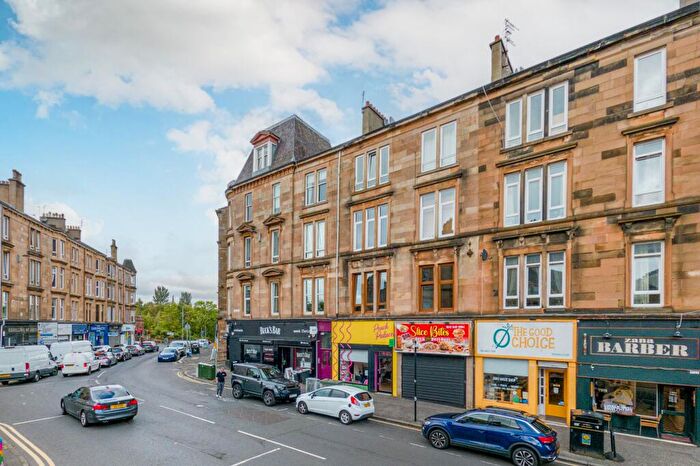 3 Bedroom Apartment For Sale In Cathcart Road, Glasgow, G42