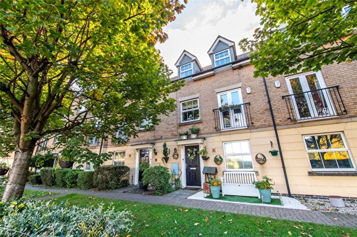 4 Bedroom Terraced House For Sale In Rotary Gardens, Gillingham, Kent, ME7