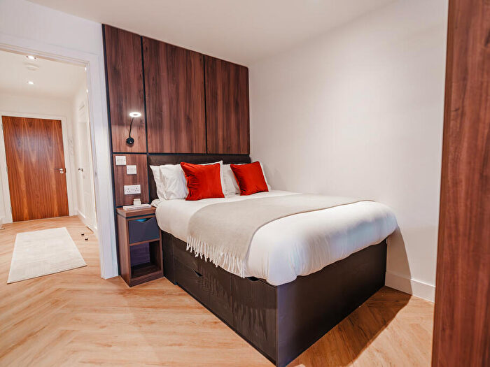 Apartment To Rent In Apt, Butts Court #, LS1