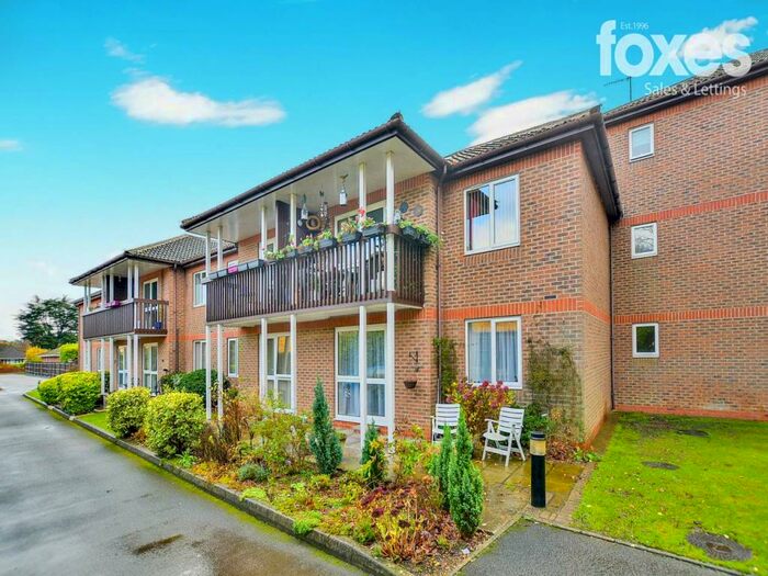 1 Bedroom Flat To Rent In St Marys Mews, Fernlea Avenue, Ferndown, BH22