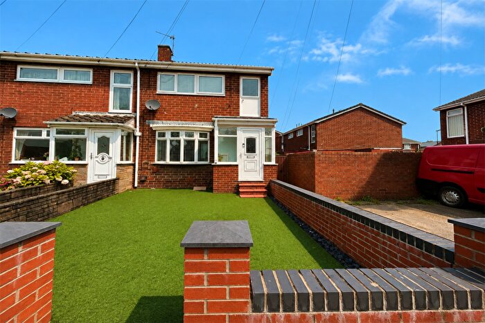 3 Bedroom Semi-Detached House For Sale In Gray Road, Hendon, SR2