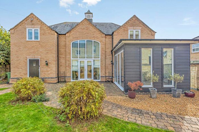 3 Bedroom Detached House For Sale In Elegant Detached Home In Wisbech, PE13