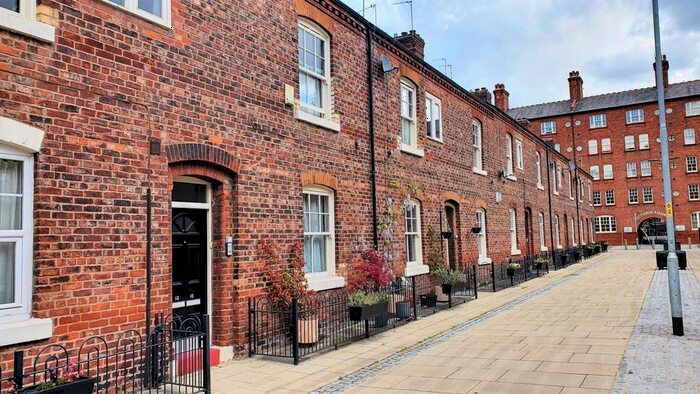 2 Bedroom Flat To Rent In Anita Street, Manchester, M4