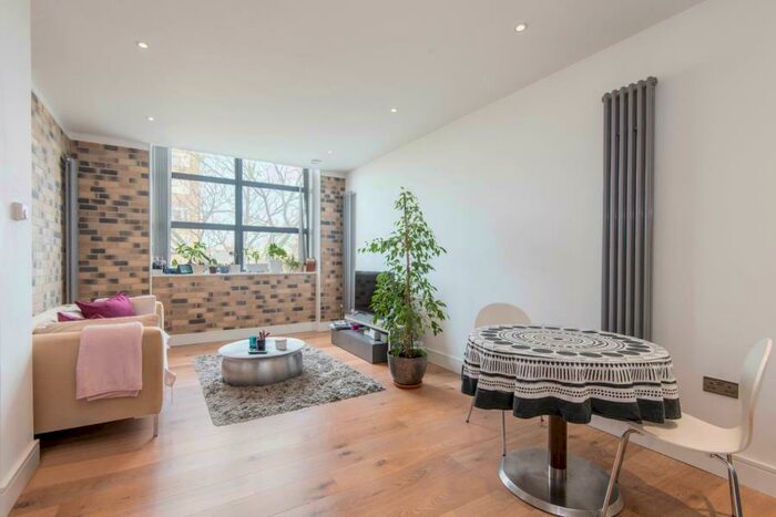 2 Bedroom Apartment To Rent In Carlow Street, Camden, NW1