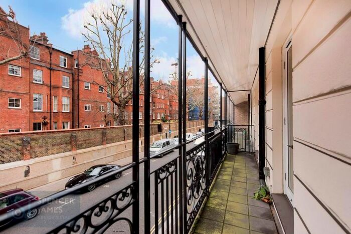 1 Bedroom Flat To Rent In Belgravia Mansions, Holbein Place, Belgravia, SW1W