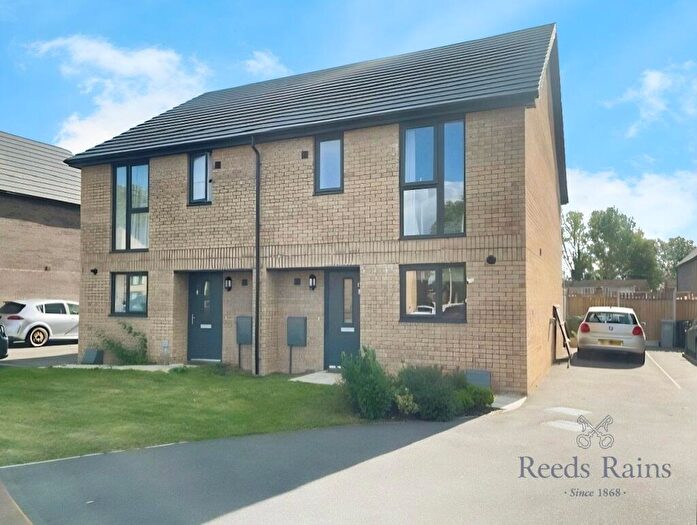 3 Bedroom Semi-Detached House For Sale In Poppy Street, Partington, Manchester, Greater Manchester, M31