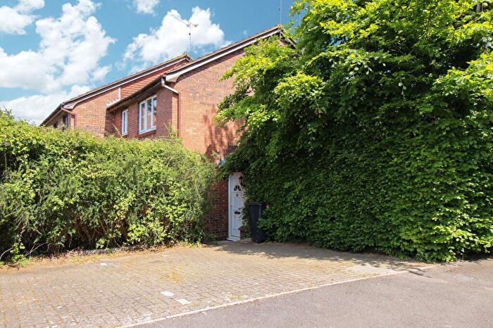 2 Bedroom End Of Terrace House To Rent In Friesland Close, Shaw, SN5