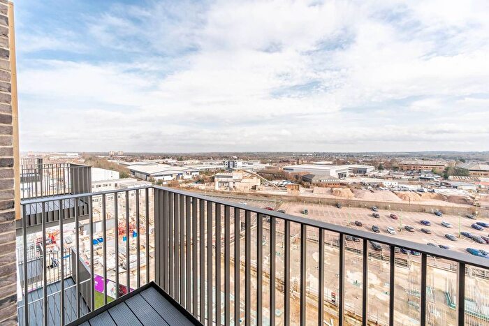 2 Bedroom Flat For Sale In The Exchange Watford, Watford, WD24