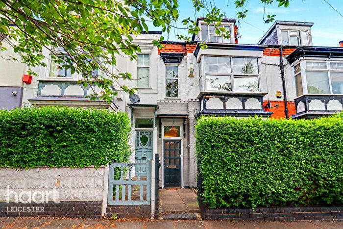 4 Bedroom Terraced House For Sale In Upperton Road, Leicester, LE3