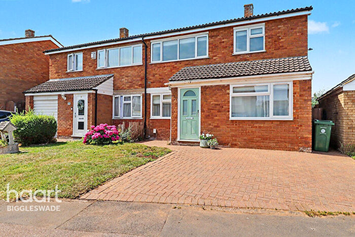 3 Bedroom Semi-Detached House For Sale In Glebe Road, Sandy, SG19