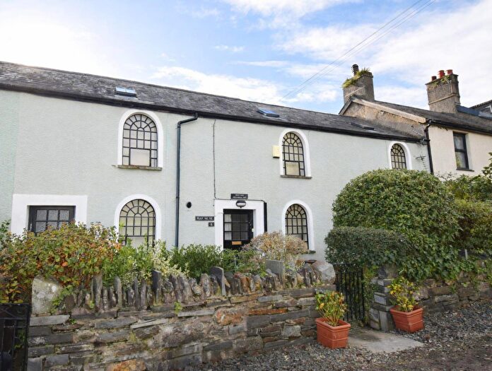 3 Bedroom Terraced House For Sale In Britannia Place, Porthmadog, LL49