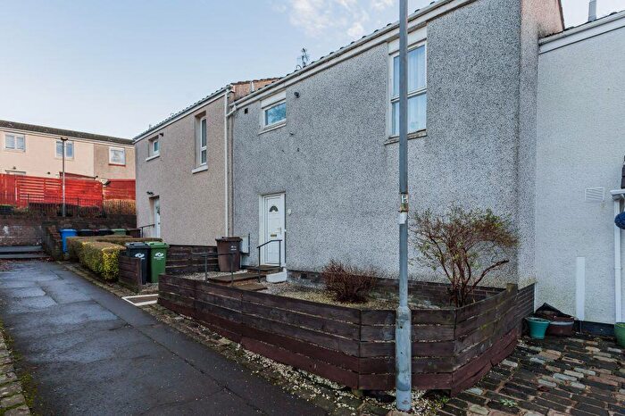 2 Bedroom Villa For Sale In Macduff, Erskine, PA8