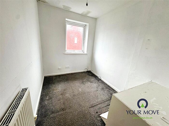 3 Bedroom Terraced House For Sale In Lord Street, Darwen, Lancashire, BB3