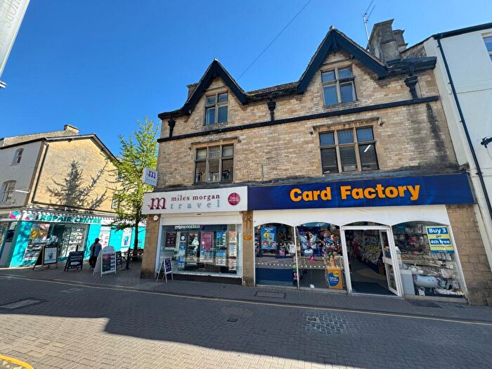 2 Bedroom Flat To Rent In Cricklade Street, Cirencester, GL7