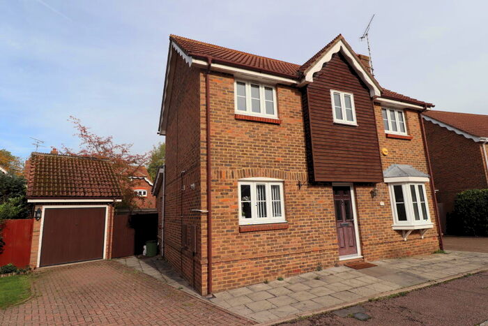 4 Bedroom House To Rent In Hutton Poplars, CM13