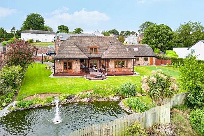 4 Bedroom Detached House For Sale In Holly Farm Court, Burghwallis, Doncaster, DN6