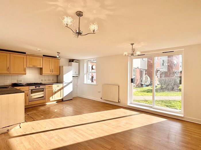 2 Bedroom Apartment To Rent In Gaskell Place, Ipswich, IP2