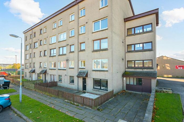 2 Bedroom Flat For Sale In Park View, Stoneyburn, EH47