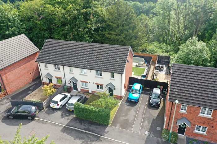 2 Bedroom End Terrace House For Sale In Mining School Close, Crumlin, NP11