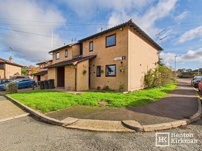 1 Bedroom Maisonette For Sale In Granville Close, Billericay, Essex, CM12