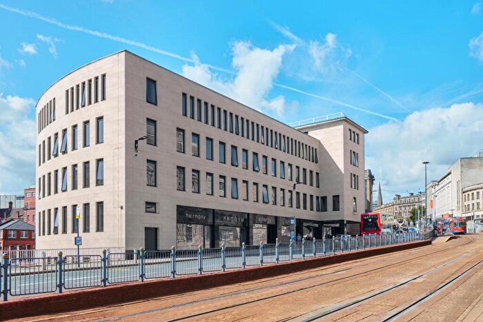 3 Bedroom Apartment For Sale In Commercial Street, Sheffield, S1