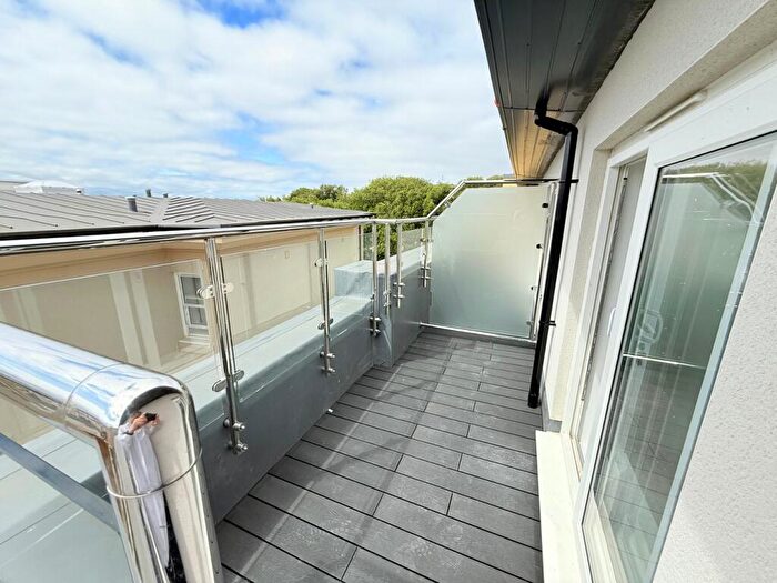 2 Bedroom Apartment To Rent In Madeira Road, Weston Super Mare, BS23