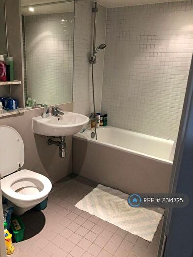 2 Bedroom Flat To Rent In Colorado Building, London, SE13