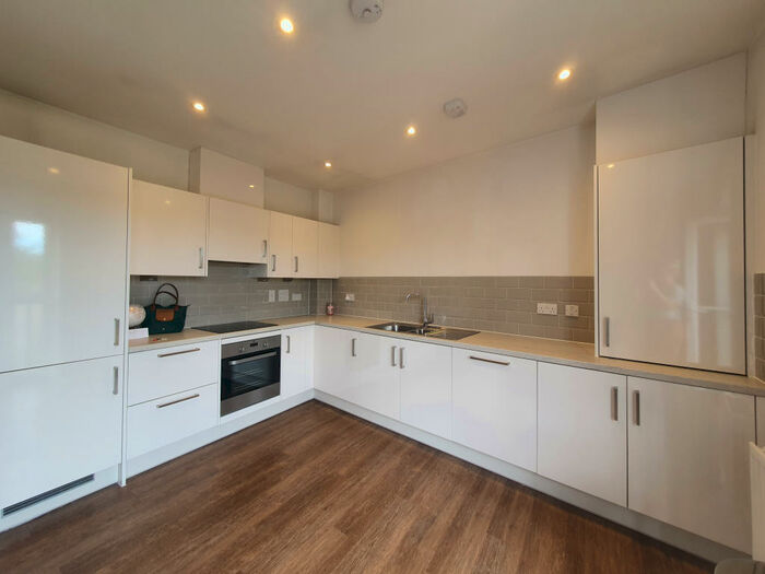 1 Bedroom Apartment To Rent In Langford House, Waterlooville, PO7