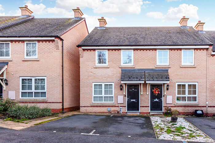 2 Bedroom End Of Terrace House For Sale In Dove Close, Higham Ferrers, NN10