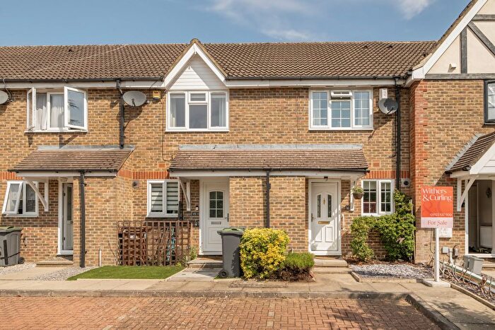 2 Bedroom Terraced House For Sale In Magnolia Avenue, Abbots Langley, Hertfordshire, WD5