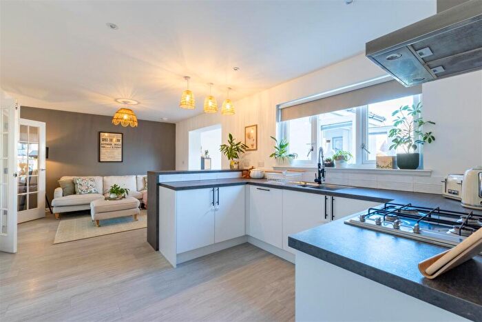 5 Bedroom Detached House For Sale In Benton Road, Auchterarder, PH3