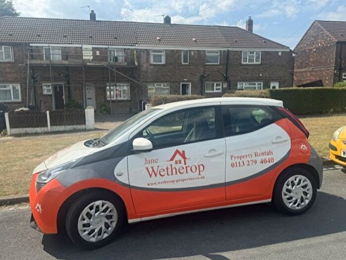 3 Bedroom Terraced House To Rent In Daleside Road, Pudsey Leeds, LS28