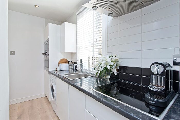 1 Bedroom Flat To Rent In Kenilworth Avenue, London, SW19