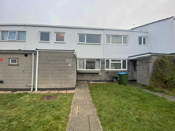 3 Bedroom Property To Rent In Larch Close, Bognor Regis, PO22