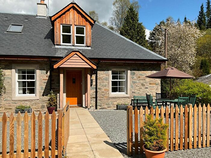 3 Bedroom Cottage For Sale In Birnam, Dunkeld, PH8