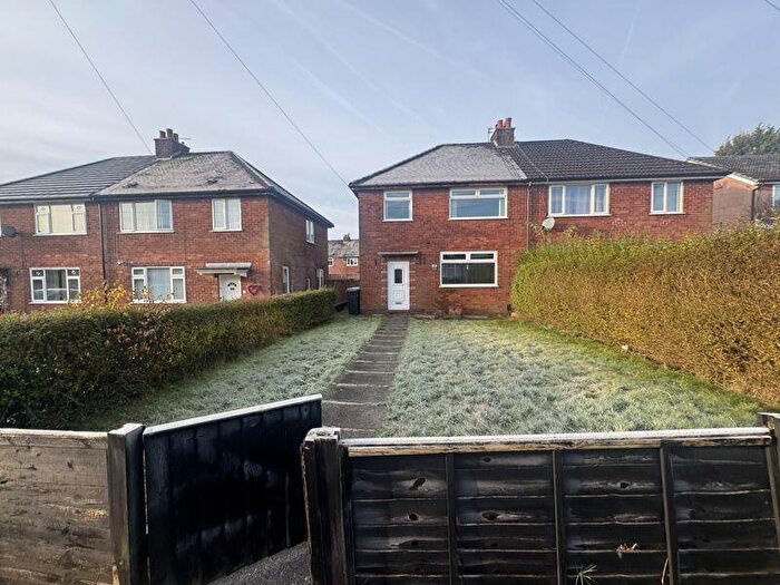 3 Bedroom Semi-Detached House To Rent In Devoke Grove, Farnworth, BL4