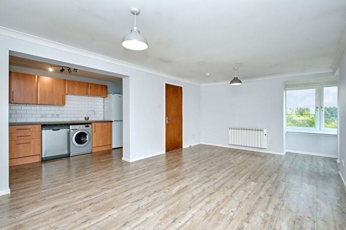 2 Bedroom Flat For Sale In Flat Glen Lednock Drive, Craigmarloch View, Cumbernauld, G68