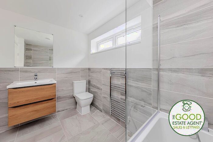 2 Bedroom Bungalow For Sale In Appleton Walk, Wilmslow, SK9