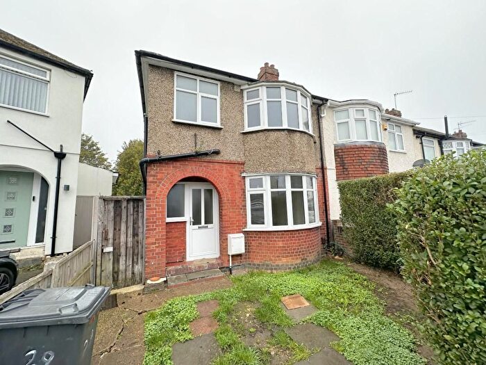 3 Bedroom Terraced House To Rent In Chatsworth Avenue, Portsmouth, PO6