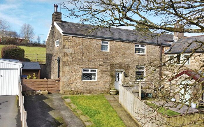 3 Bedroom Semi Detached House For Sale In The Square, Bacup, Rossendale, OL13