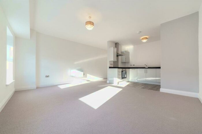 2 Bedroom Flat To Rent In Bridge Street, Morpeth, NE61