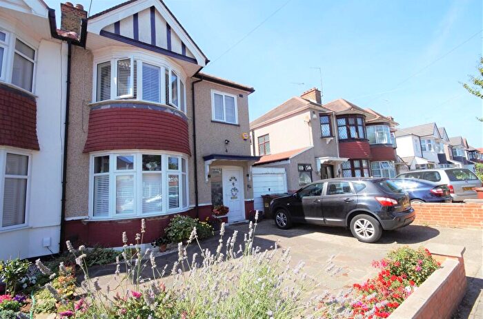 3 Bedroom Semi Detached House To Rent In Blenheim Road, Harrow, HA2
