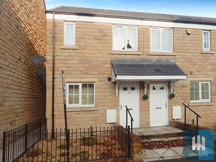 2 Bedroom End Of Terrace House To Rent In Blacker Road, Birkby, Huddersfield, HD1
