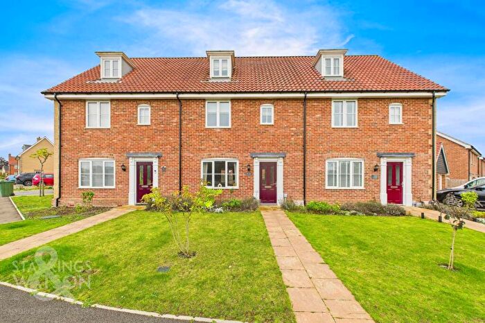 3 Bedroom Town House For Sale In Alec East Road, Blofield, Norwich, NR13