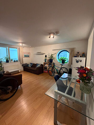 2 Bedroom Apartment To Rent In Royal Quay, Liverpool, Liverpool, Merseyside, L3